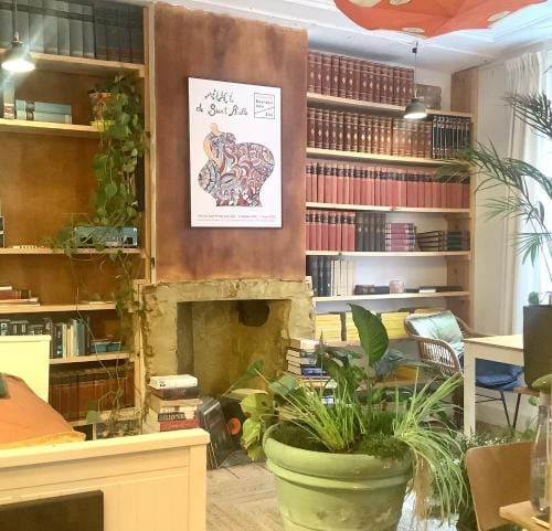 Bookstor Atelier Hotel in The Hague