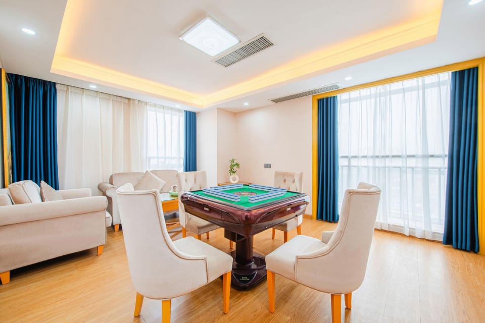 Vienna Hotel Dongguan Tangxia Garden Street Hotel in Shenzhen