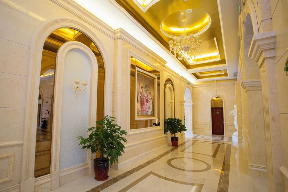 Vienna International Hotel Shanghai AiTe Road Hotel in Shanghai