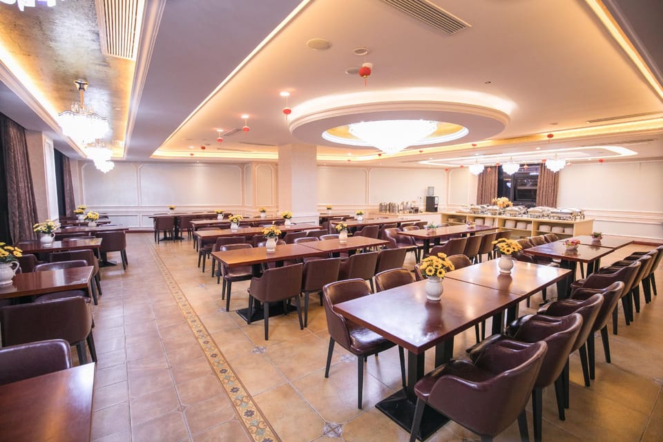 Vienna International Hotel Shanghai AiTe Road Hotel in Shanghai