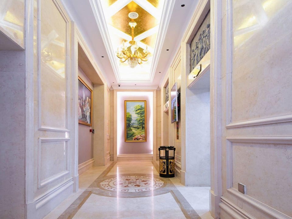 Vienna International Hotel Wuhan Jiedaokou Ligong Hotel in Wuhan
