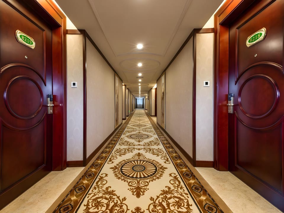 Vienna Classic Hotel Foshan Jinshazhou Wanda Jinbo Tiandi Hotel in Guangzhou