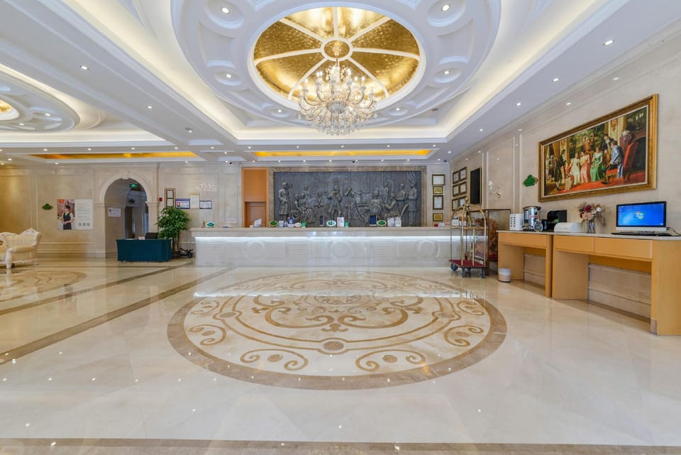 Vienna International Shenzhen Tianan Digital City Hotel in Shenzhen