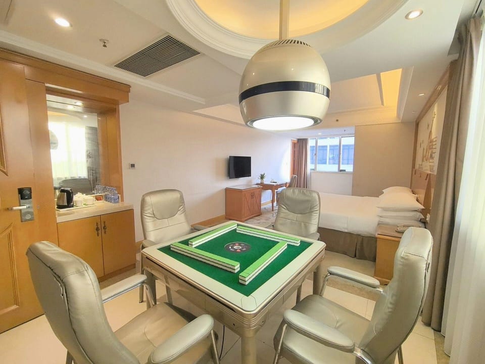 Vienna International Hotel Dongguan Mayong Central Avenue Hotel in Guangzhou