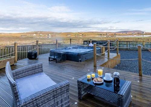 Benview Bed and Breakfast & Luxury Lodge, Isle of North Uist Hotel in Scotland