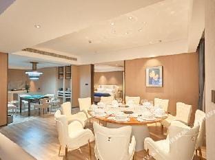 Vance International Hotel (Linhai Duqiao) Hotel in Zhejiang