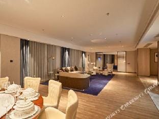 Vance International Hotel (Linhai Duqiao) Hotel in Zhejiang