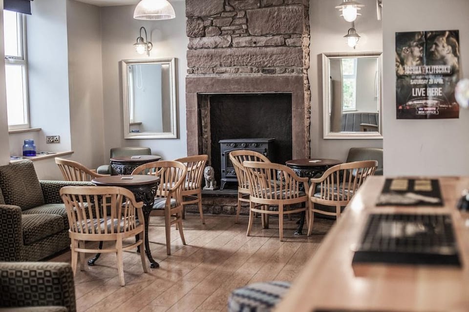 The Lion and The Lamb Inn in Copeland District