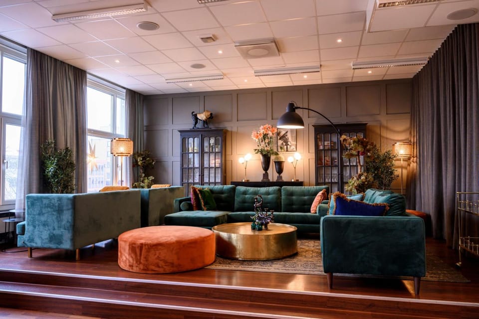 Bar/lounge