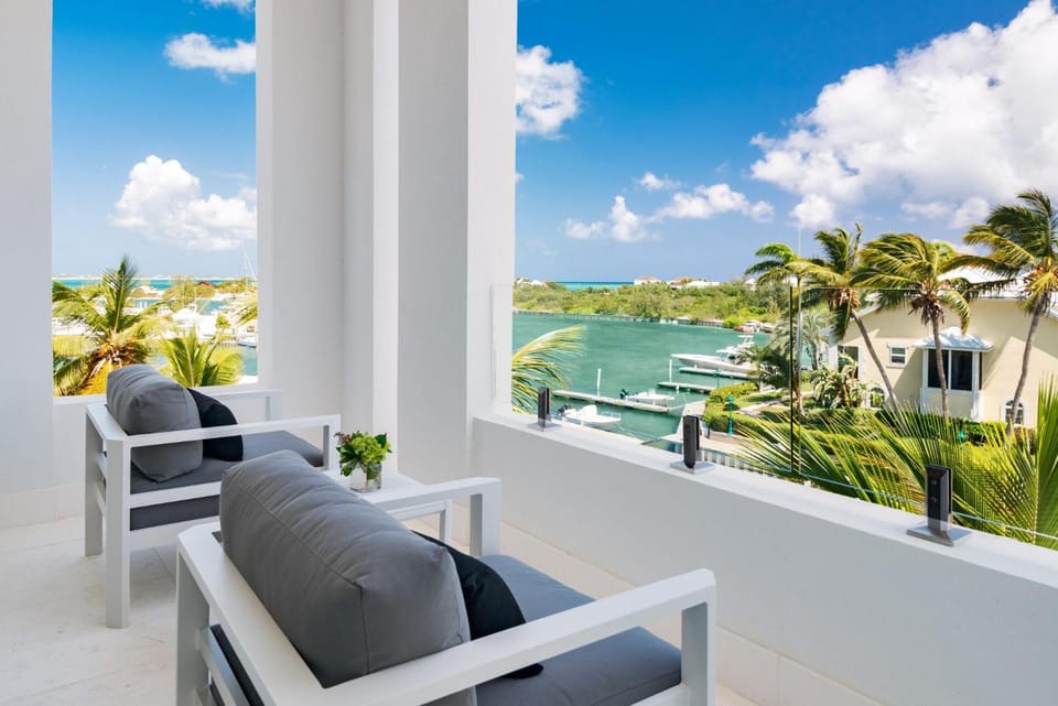 Zenza Boutique Hotel Hotel in The Bight Settlement