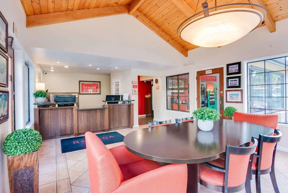 Ramada by Wyndham Mountain View Hotel in Los Altos