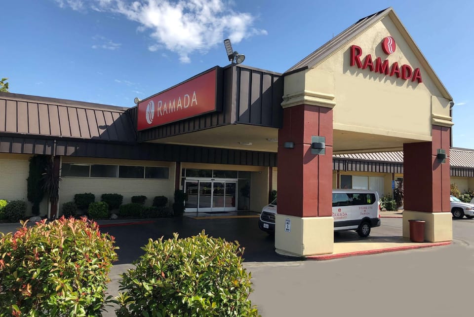 Ramada by Wyndham Sacramento Hotel in Arden-Arcade