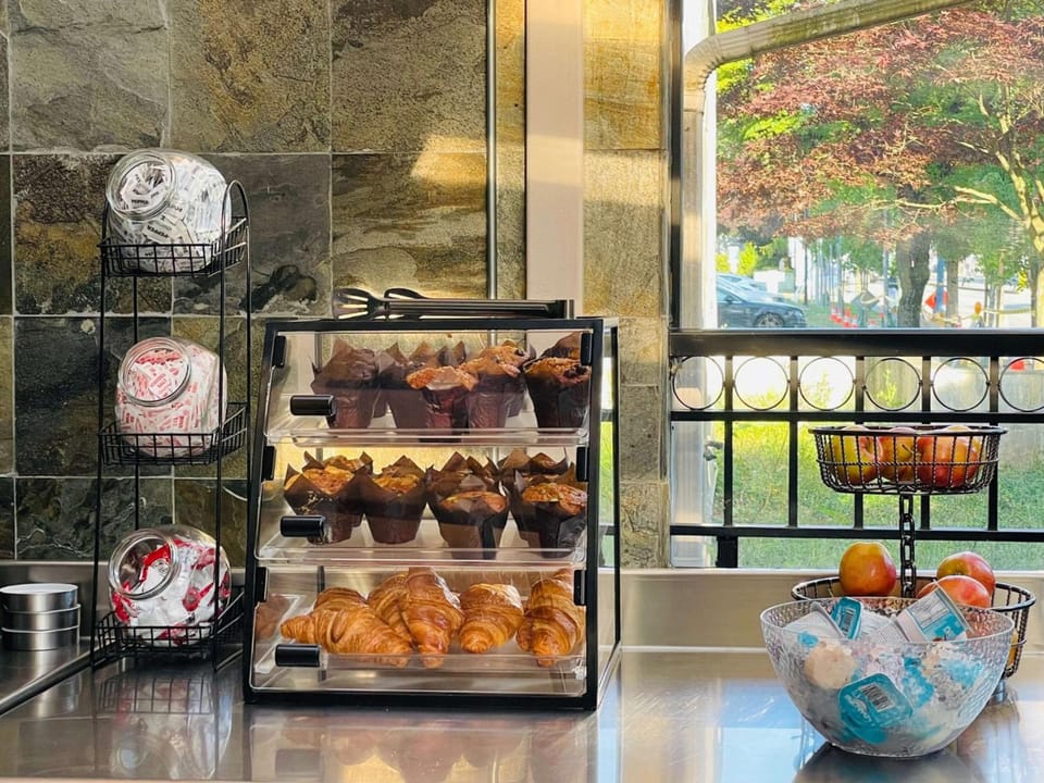 SureStay by Best Western Richmond Vancouver Airport Hotel in Richmond