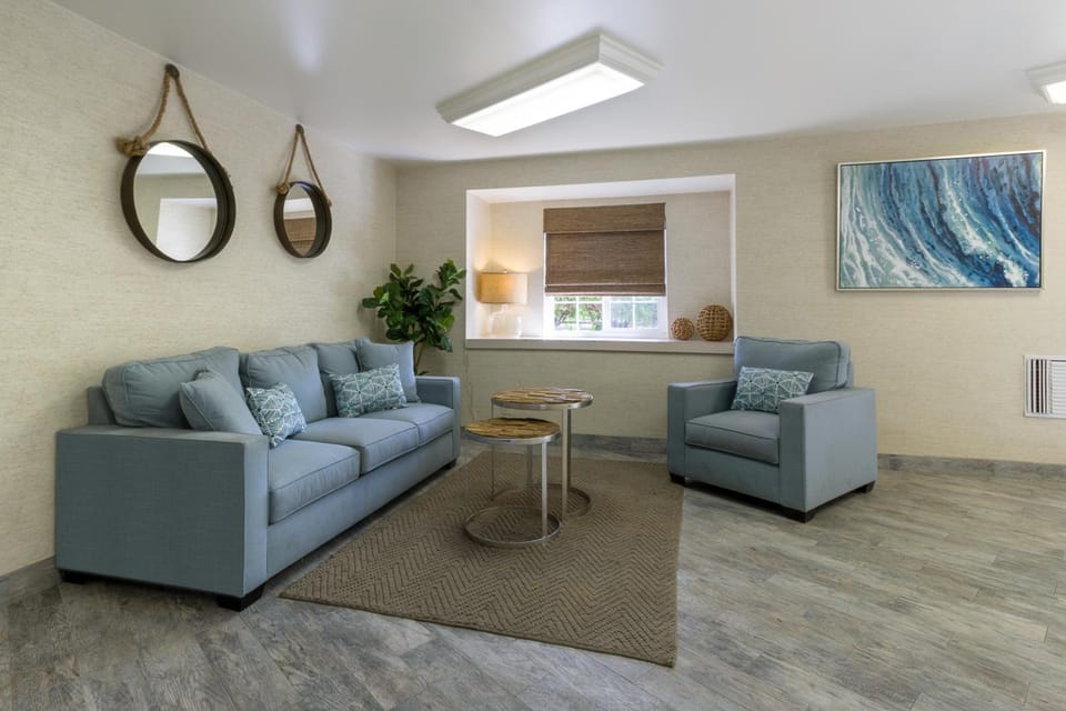 Ramada by Wyndham Costa Mesa/Newport Beach Hotel in Costa Mesa