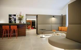 Bar/lounge