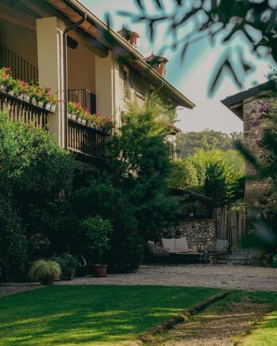 Corte Vallio Hotel in Lake Garda