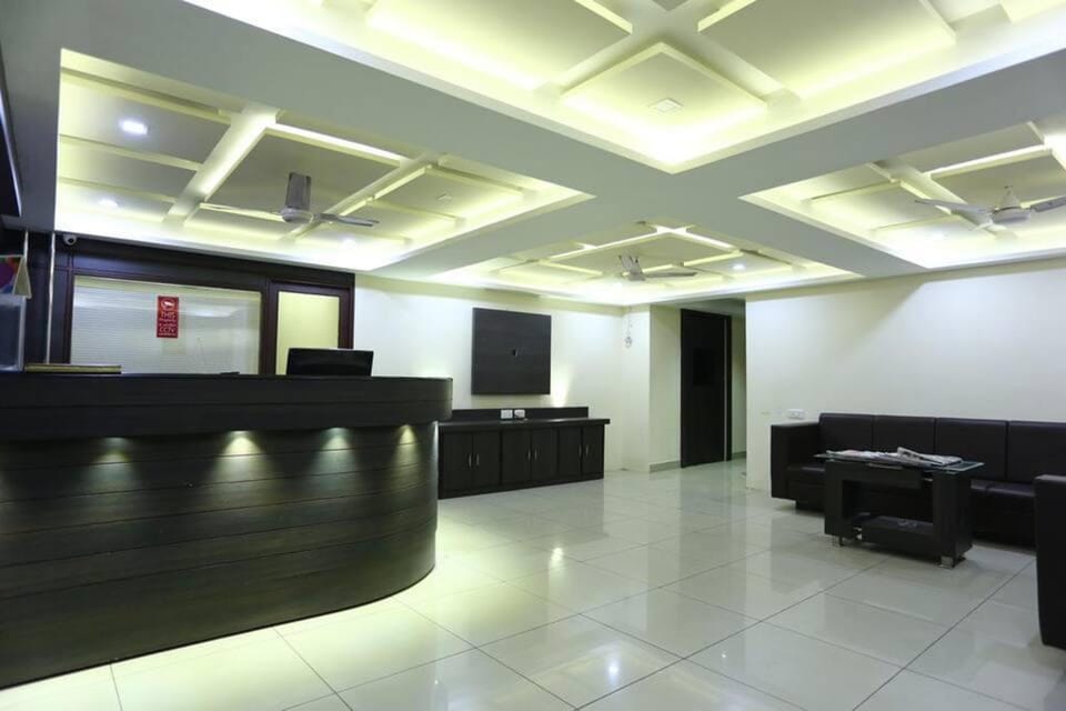 Hotel Nova Cross Road Inn in Gujarat