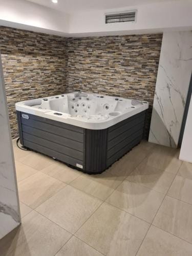 PRESIDENT KOP A-1 Hotel in Serbia