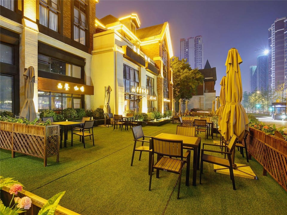 Phuket Boutique Hotel Hotel in Chengdu