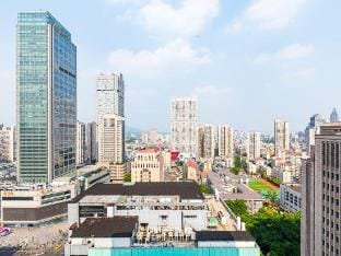 1Xiu Junlin International Apartment (Nanjing Xinjiekou Zhujiang Road Subway Station Branch) Hotel in Nanjing