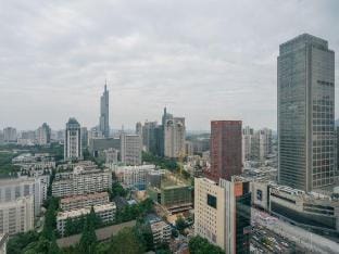 1Xiu Junlin International Apartment (Nanjing Xinjiekou Zhujiang Road Subway Station Branch) Hotel in Nanjing