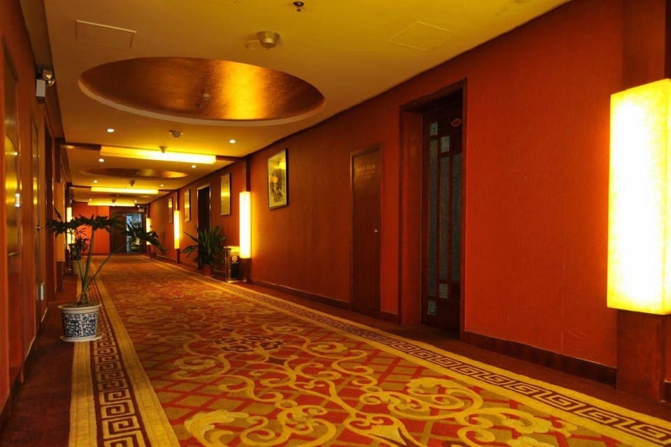 Langning Hotel Hotel in Hubei