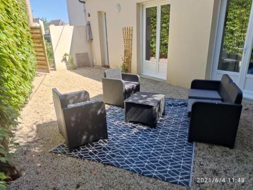 TY SAM Bretagne - Bel appartement maison RDC Terrasse T3-T4 proche plages et commerces Hotel in Brittany