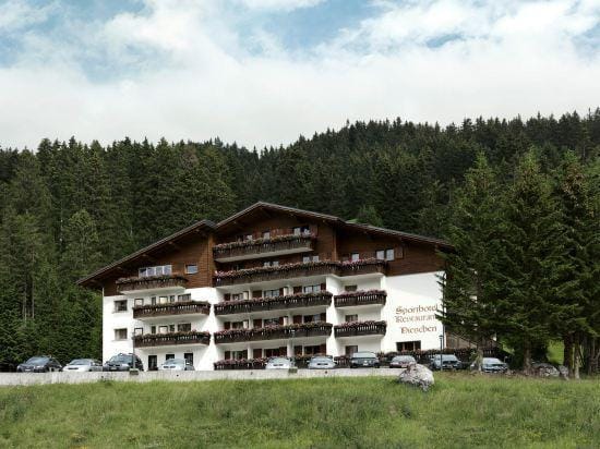 Hotel Dieschen Hotel in Lantsch/Lenz