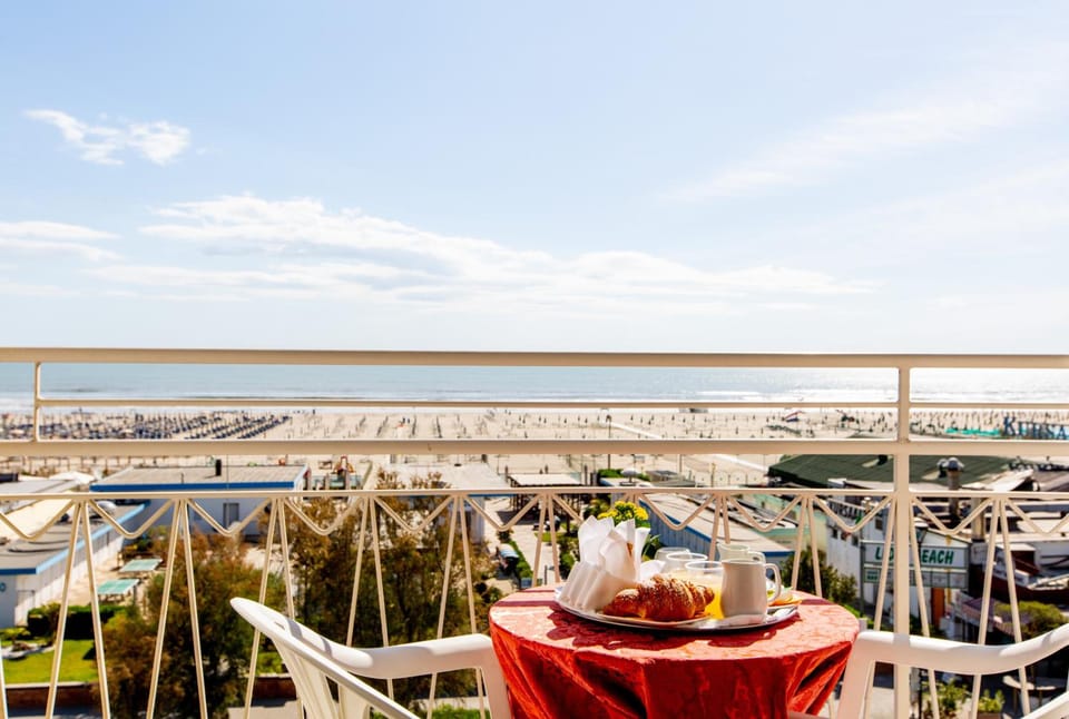 Hotel Lungomare Hotel in Cervia