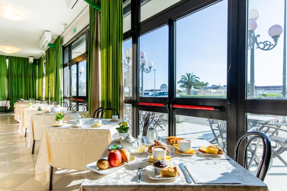 Hotel Lungomare Hotel in Cervia