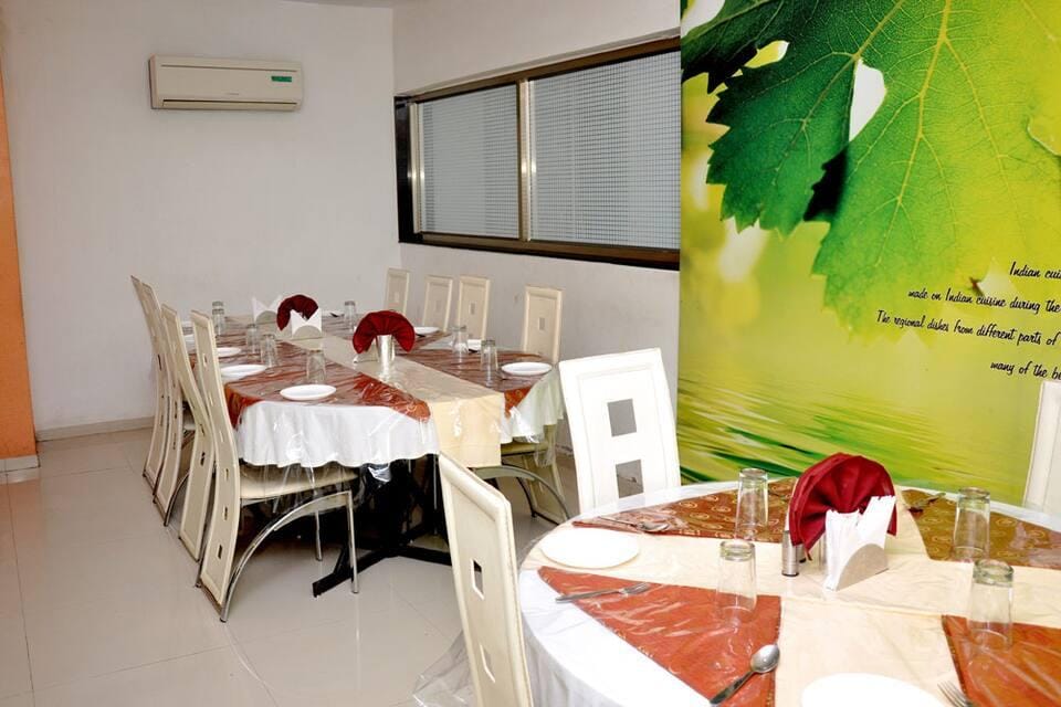 Hotel Shree Plaza Hotel in Gujarat