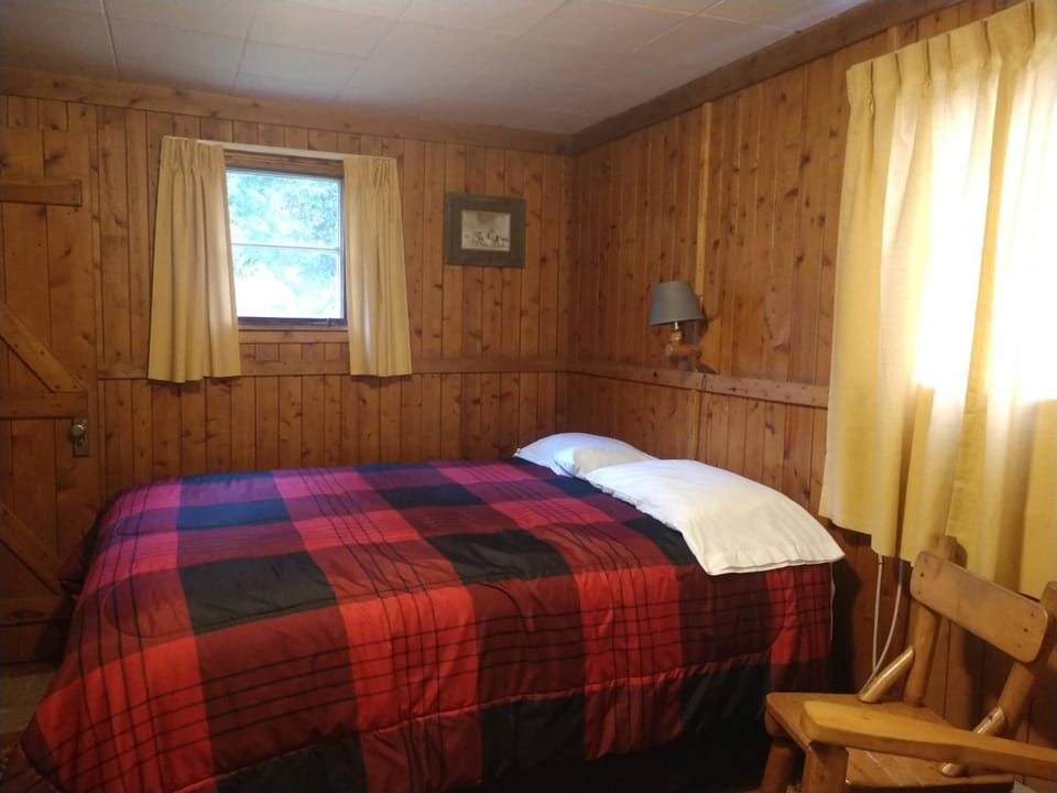 FireHouse Inn Motel in Saint Ignace