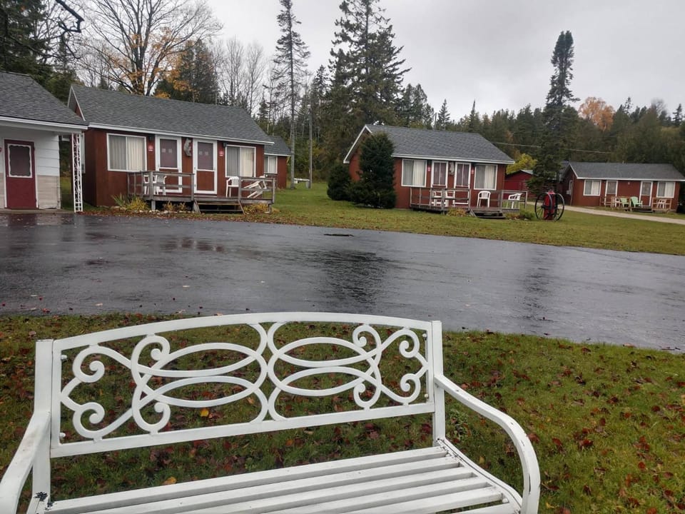 FireHouse Inn Motel in Saint Ignace