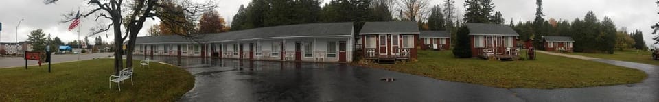 FireHouse Inn Motel in Saint Ignace