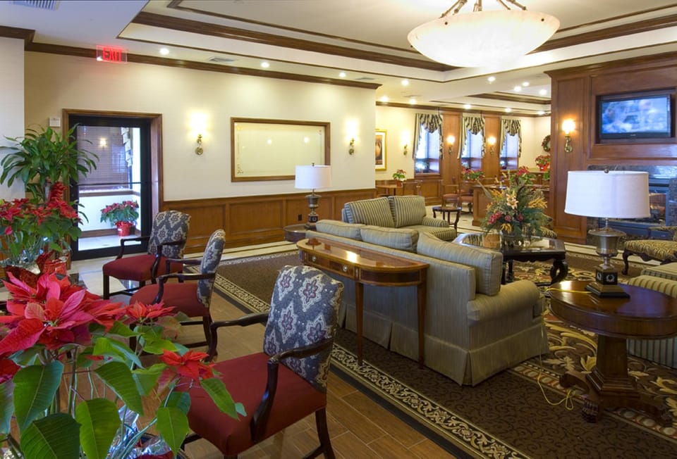 Rockville Centre Hotel Hotel in Lynbrook