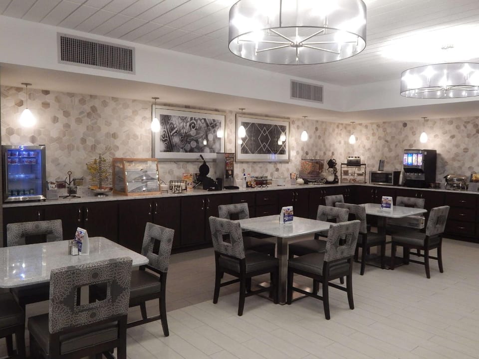 Best Western Plus Bradford Inn Hotel in Bradford