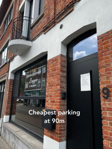 Cosy Boutique hotel leuven - self check in with airco !!! Hotel in Leuven