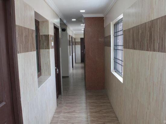 R B Residency Hotel in Chennai