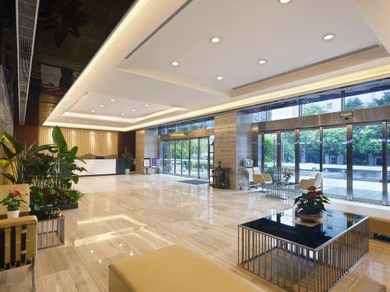 Three Gorges Serviced Apartments Hotel in Chengdu