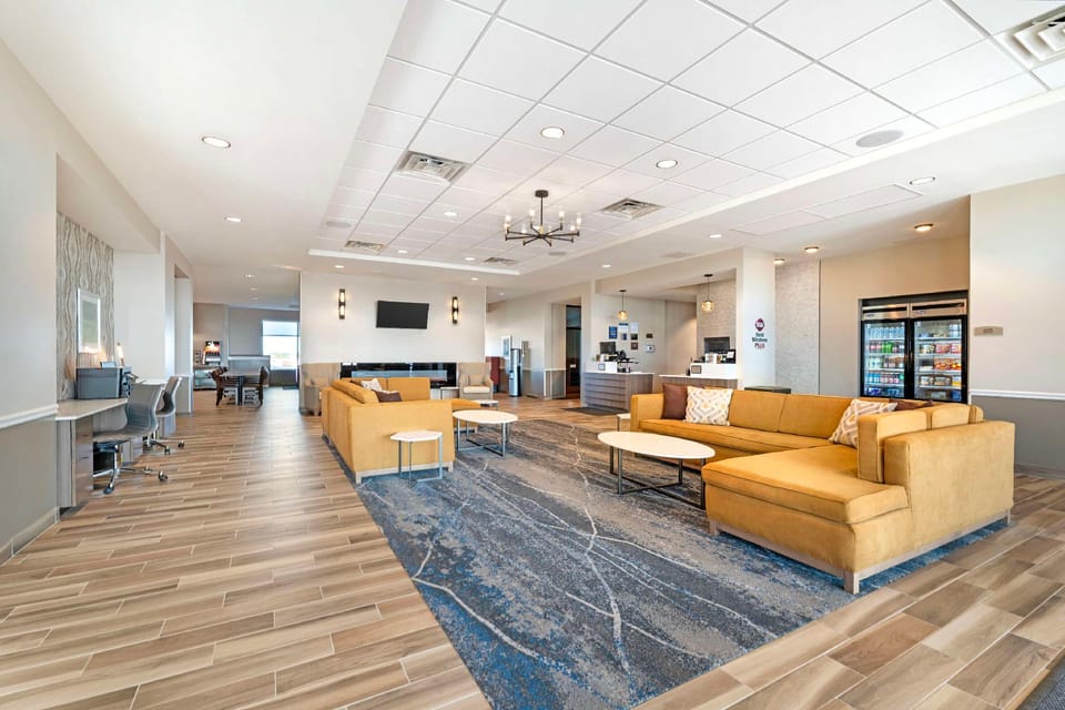 Best Western Plus Jefferson Hotel in Wisconsin