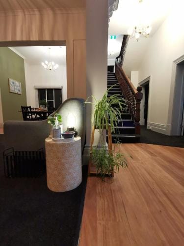 Refresh109 on Cameron Hotel in Launceston