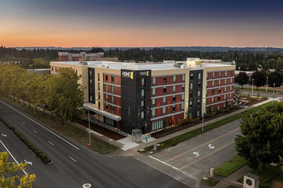 Home2 Suites by Hilton Portland Hillsboro Hotel in Tanasbourne