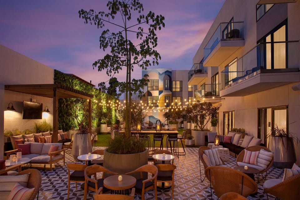 The Monsaraz San Diego, Tapestry Collection by Hilton Hotel in Point Loma