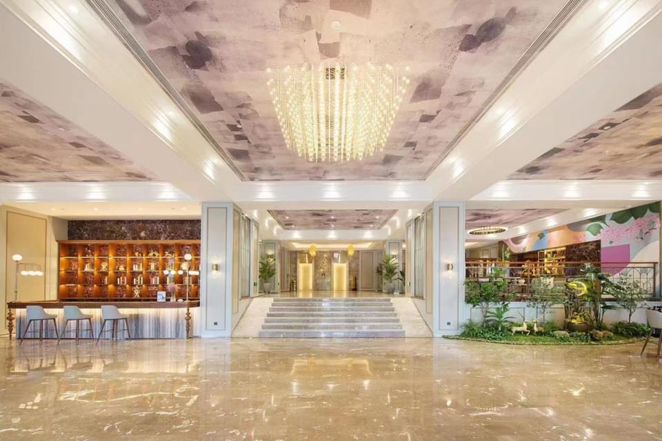 Mercure Harbin Hexing Road Hotel in China