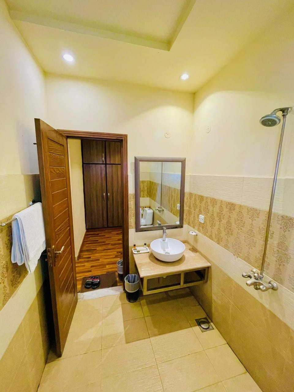 Shelton Rezidor Lahore Hotel in Lahore