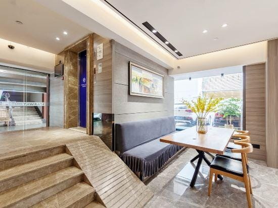 Haotang Hotel (Shanghai Hongqiao Airport Wanda Plaza Jiangqiao Branch) Hotel in Shanghai