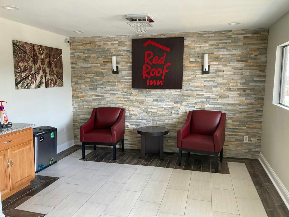 Red Roof Inn Walton - Richwood Hotel in Ohio