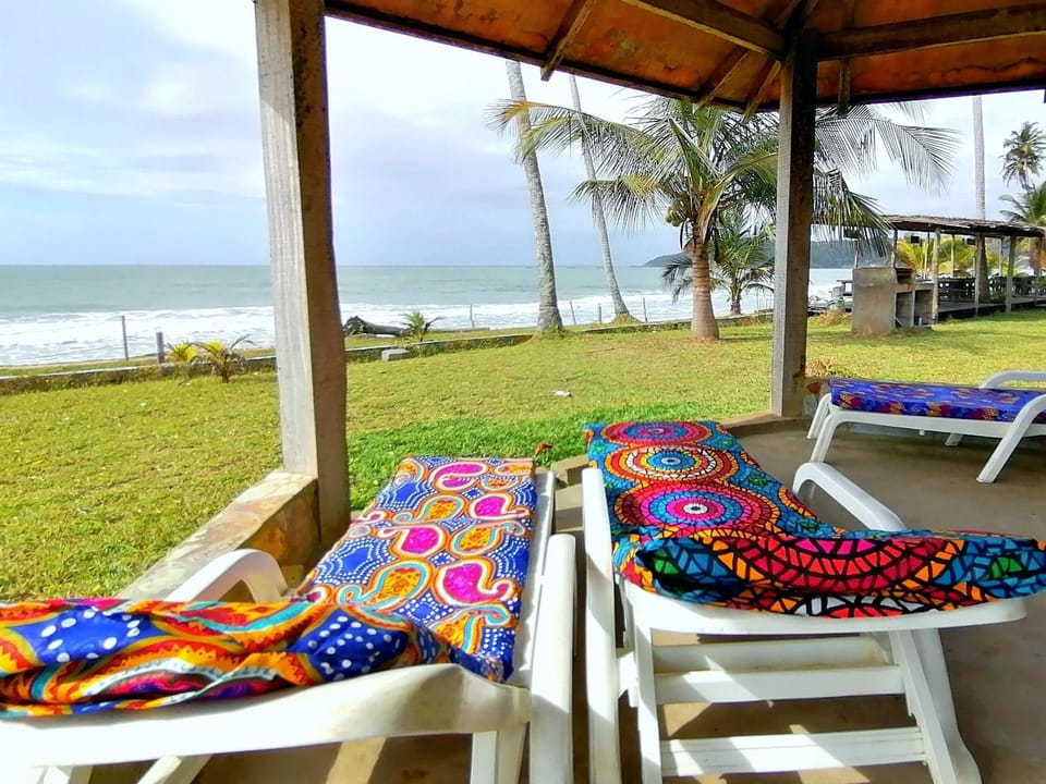 Afro Beach eco Resort Butre Hotel in Ghana