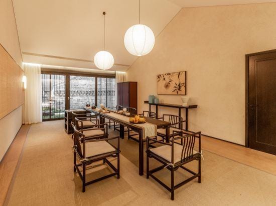 JUN Boutique,Dongqian Lake Hotel in Zhejiang
