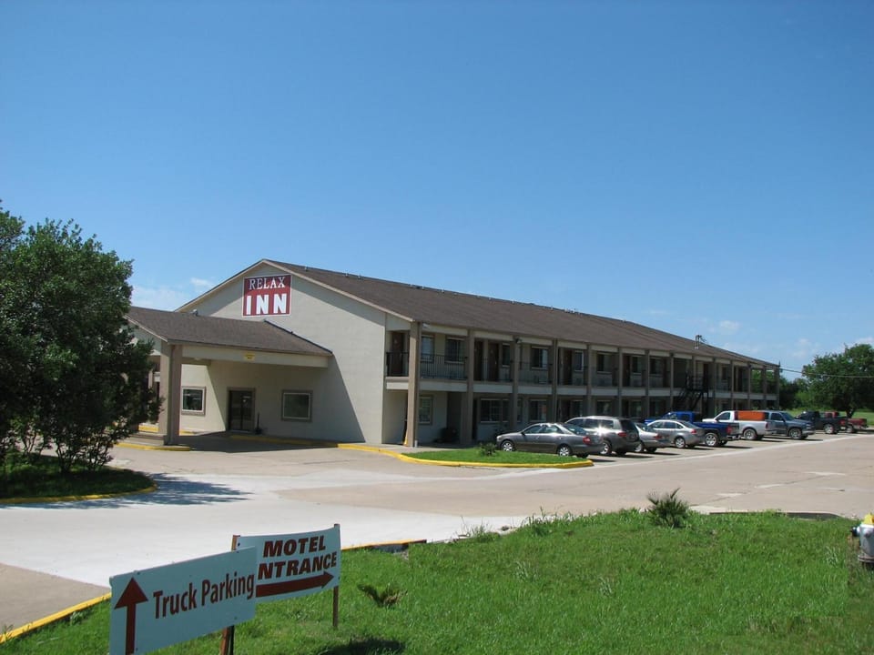 Relax Inn Marlin Motel in Texas